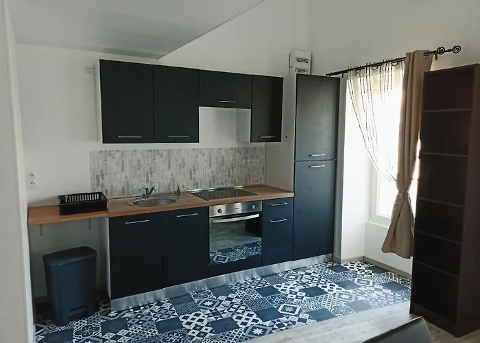 6 Personnes La Floiracaise *